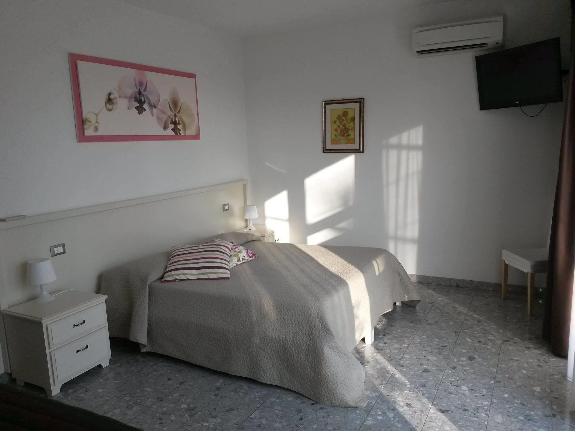 Agriturismo Camparella パストレンゴ エクステリア 写真